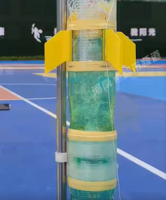 老师带领学生自制三级分离水火箭网友孩子的科技梦就此点燃