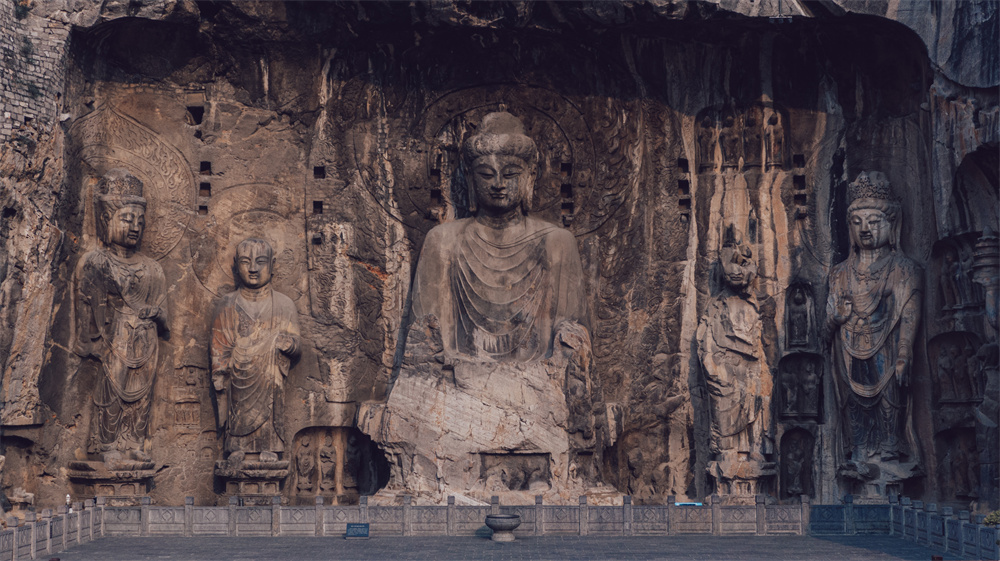 龙门石窟首次发现造像琉璃眼珠-大象网