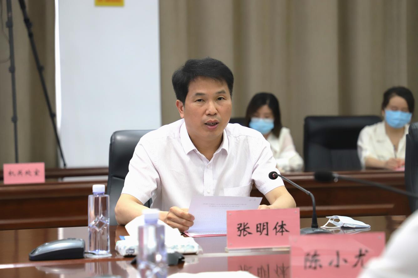 一级巡视员范玉龙和中国人寿河南省分公司党委委员,副总经理赵宏伟