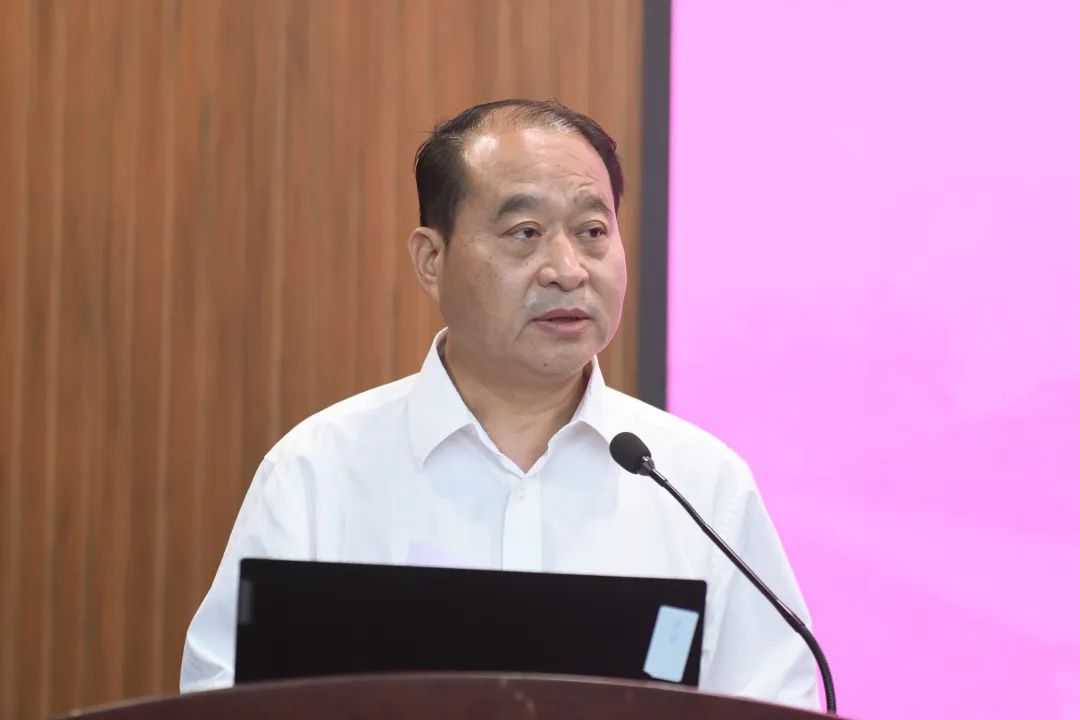 喜讯郑医签约中原学者王云龙教授