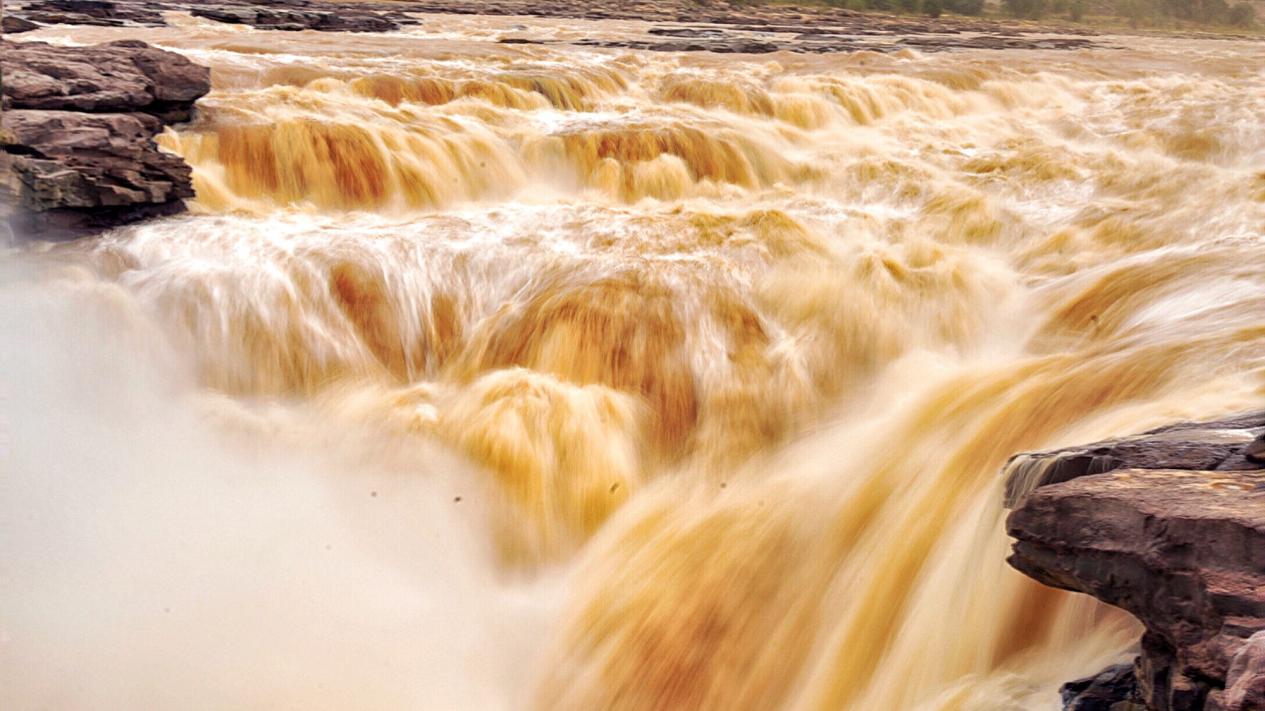 溯源寻梦首漂黄河的人35年后感恩回访母亲河