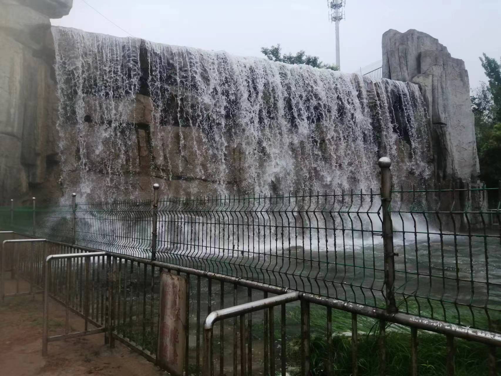 郑州滨河公园清淤完毕 恢复供水！