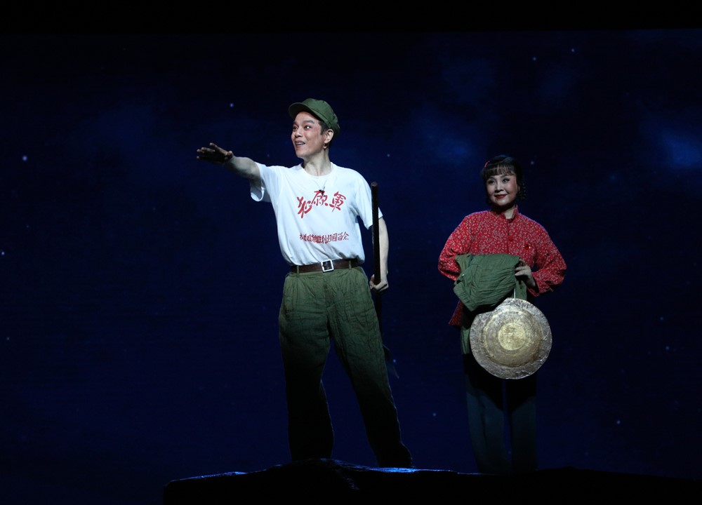 豫剧大河安澜在郑汇报演出