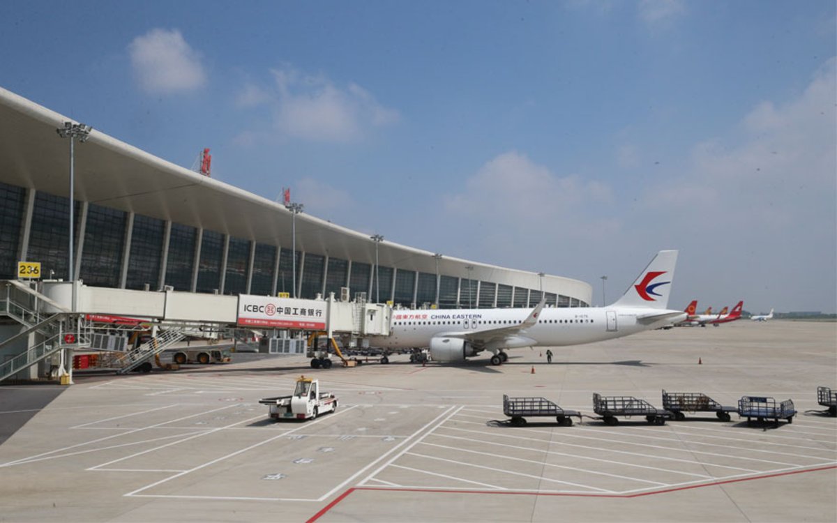 郑州机场暑运繁忙 已成中部出行热门机场