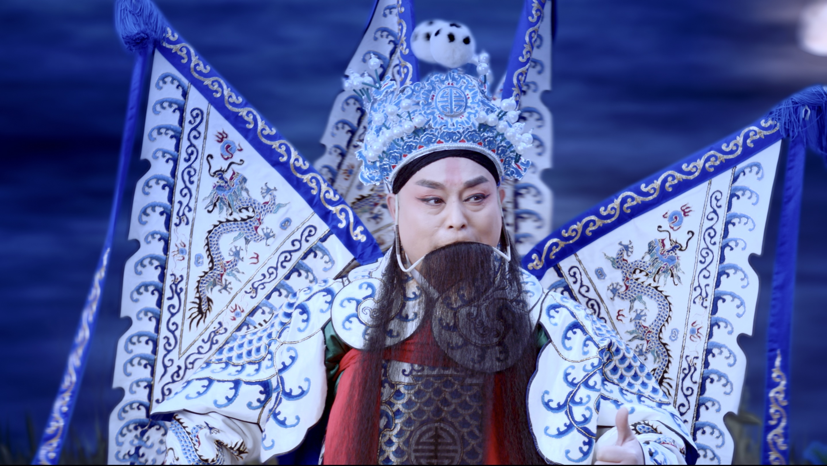 梨园春首映豫剧电影义薄云天