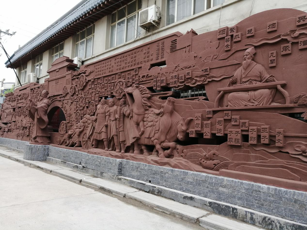 淇县朝歌街道整治背街小巷提“颜值”