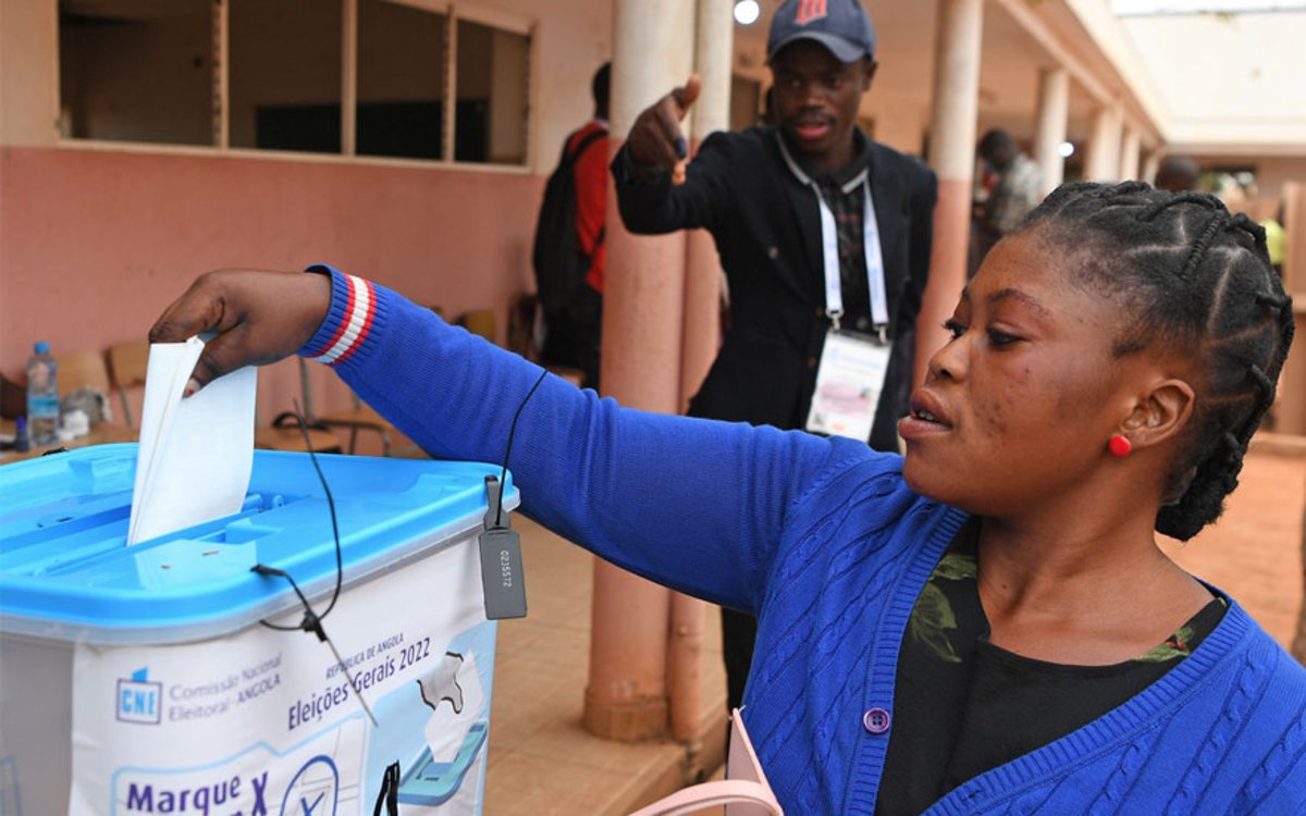 安哥拉举行大选