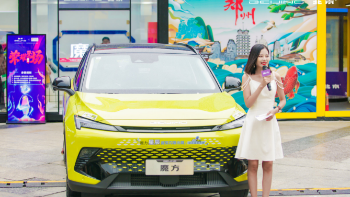 潮车、潮玩、潮出街，“魔范竞界”2022魔方挑战赛燃袭郑州