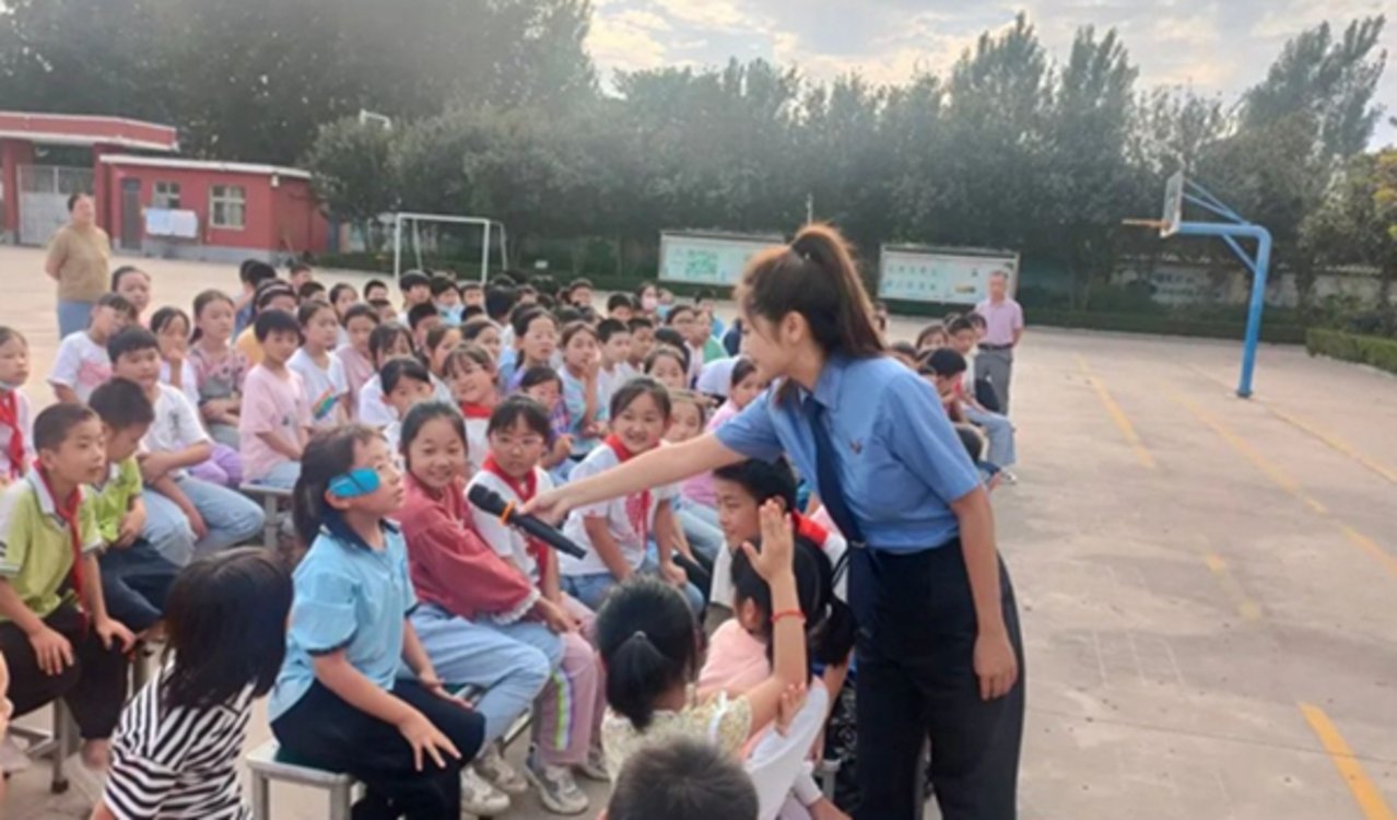 濮阳市华龙区检察院给小学生送上“开学法治教育第一课”
