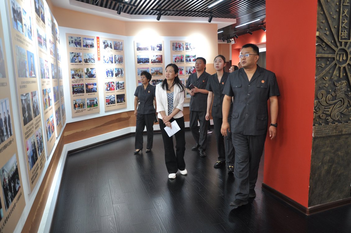 省级文明单位考察组实地考察鹤壁市淇滨区法院省级文明单位创建工作