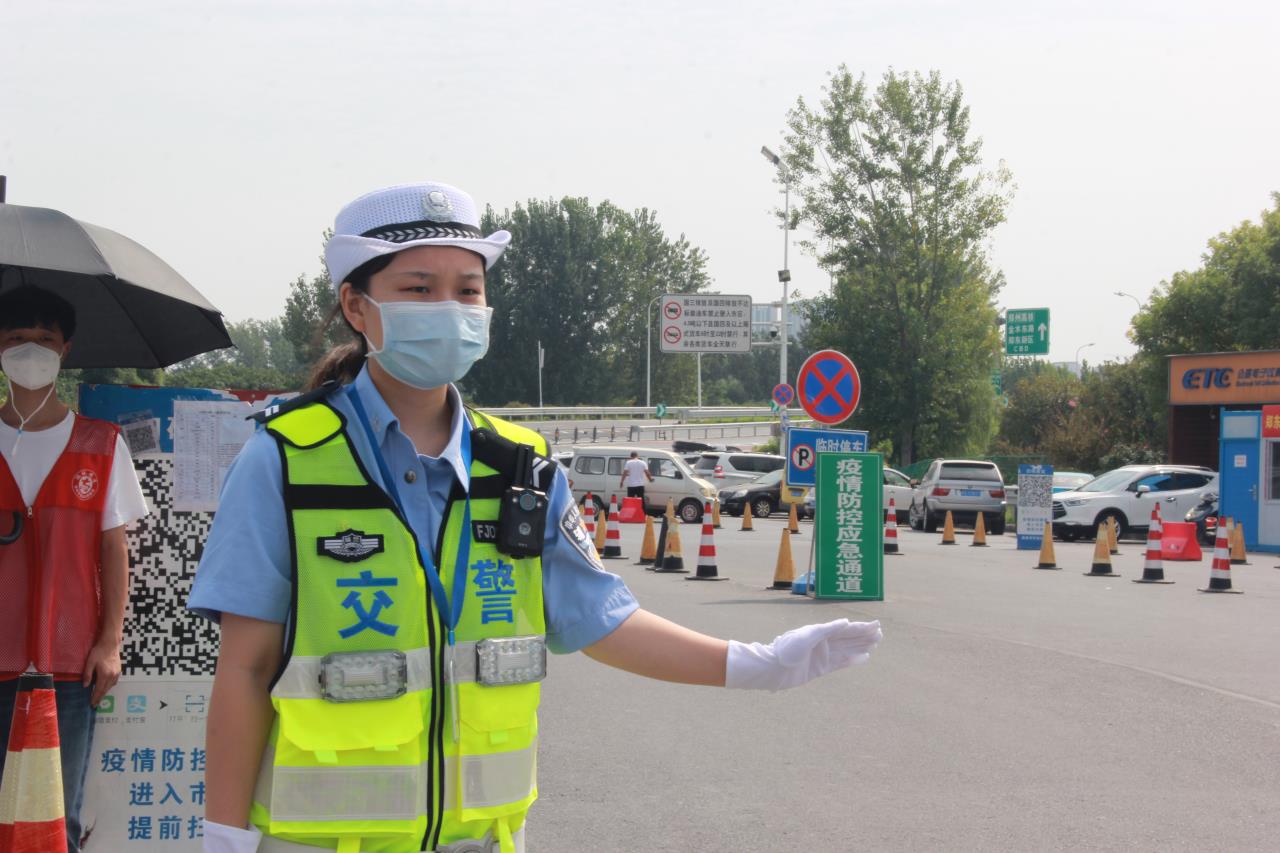 95后女辅警我的梦想是做一名警察为人民服务