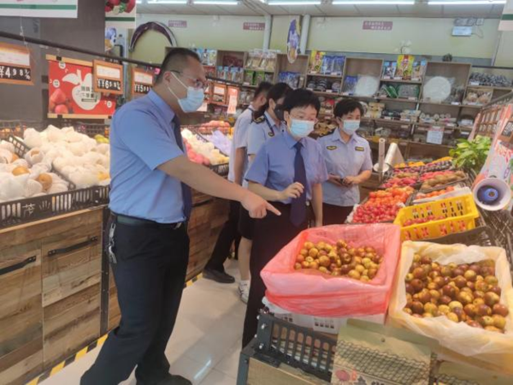 范县人民检察院联合范县市场监督管理局开展食品安全监督专项活动