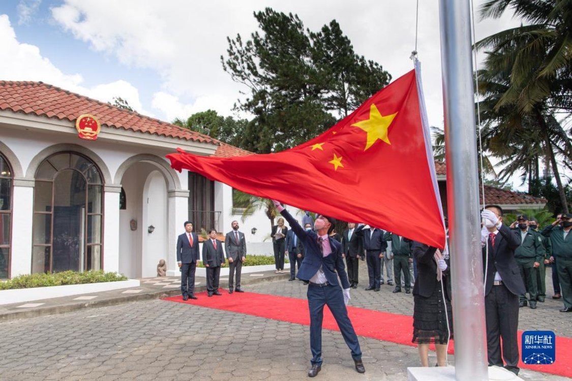 习近平外交思想推动人类发展进步潮流