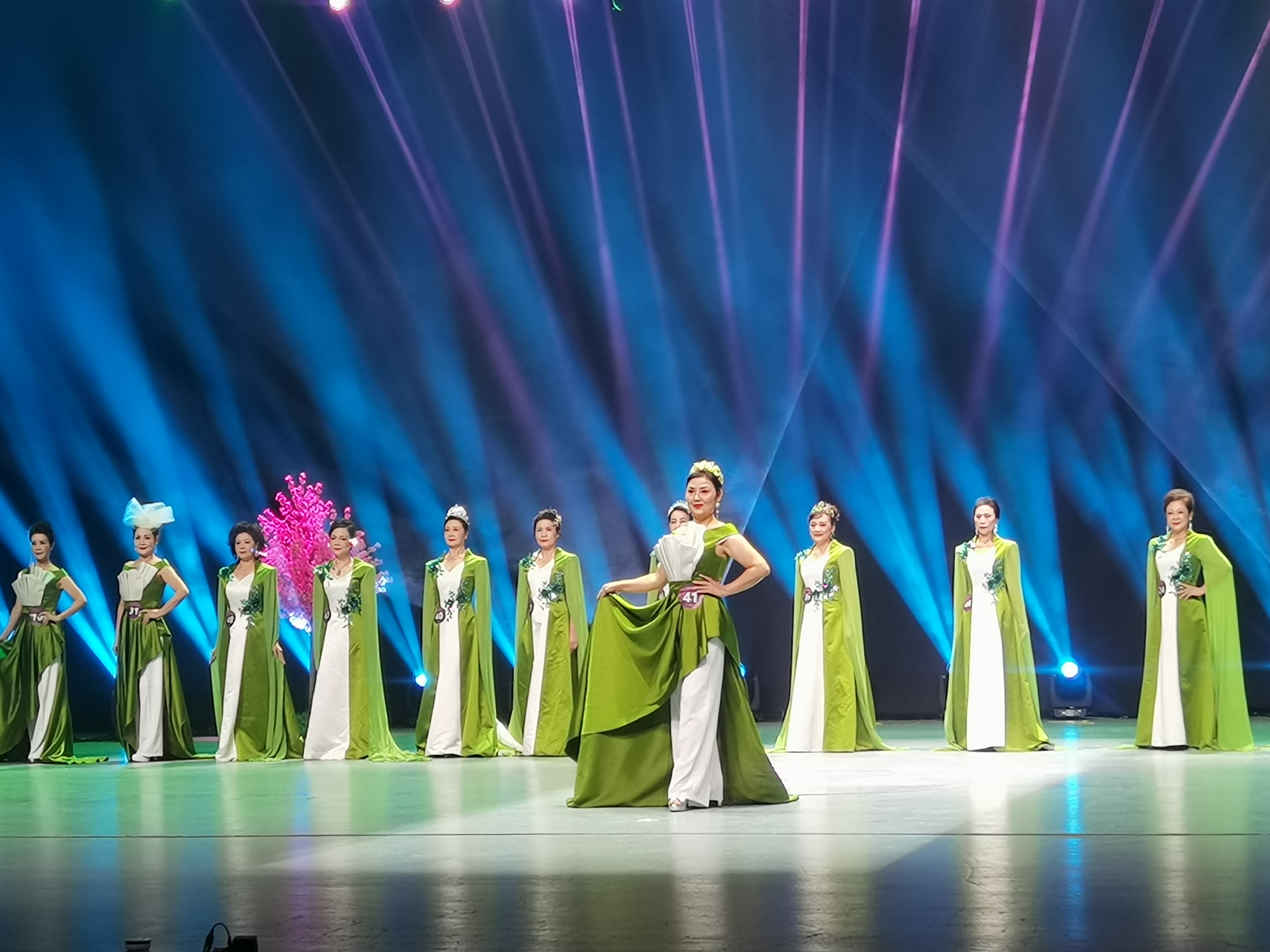 正雅杯2022河南省第一届中老年模特广场舞大赛圆满落幕