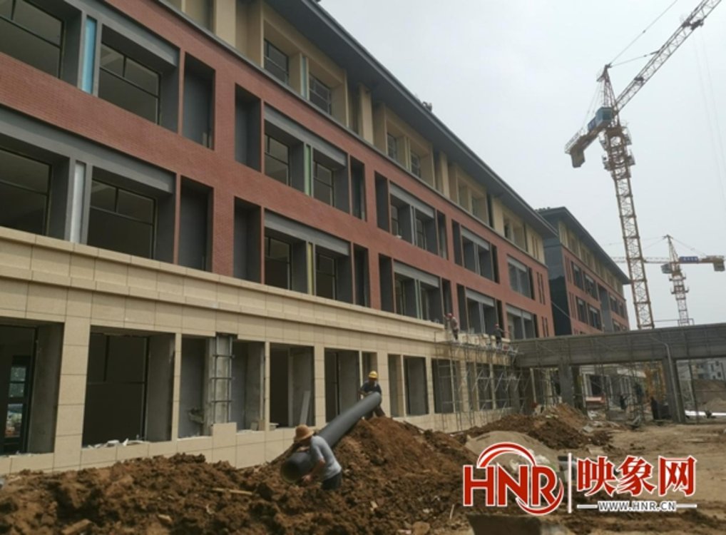 临颍县：“前伸后延”  让重点项目跑起来