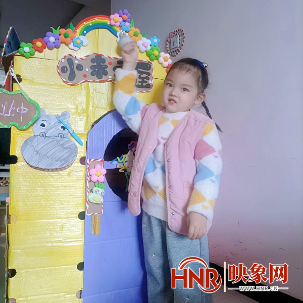 变废为宝小制作 点石成金大创新——商丘市第二实验小学附属幼儿园(恒大分园)废物利用亲子手工制作活动