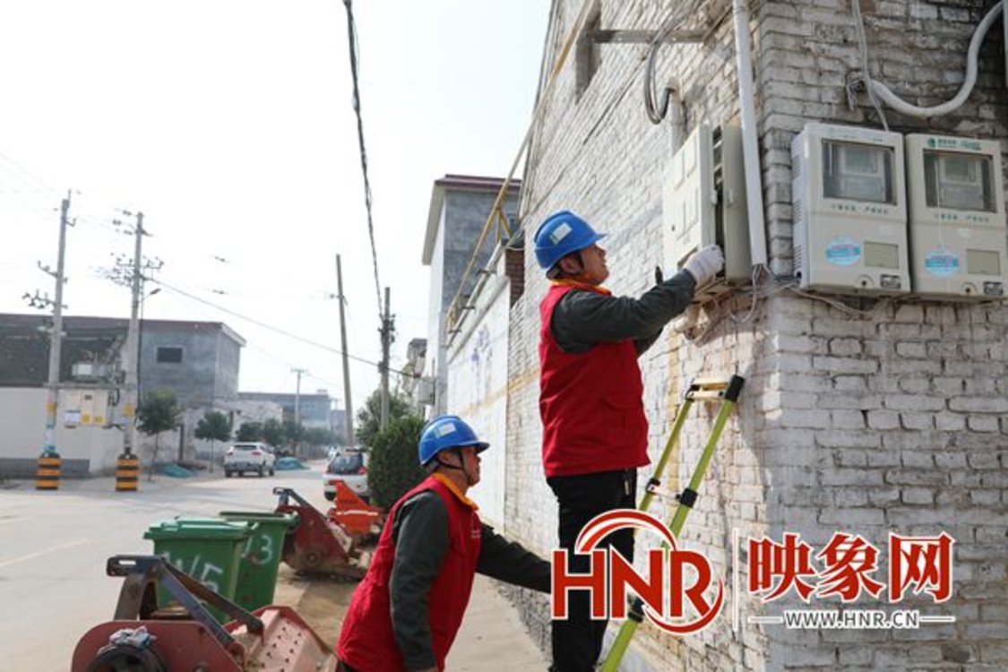 国网淇县供电公司申党新：扎根一线17年 群众身边的“电管家”