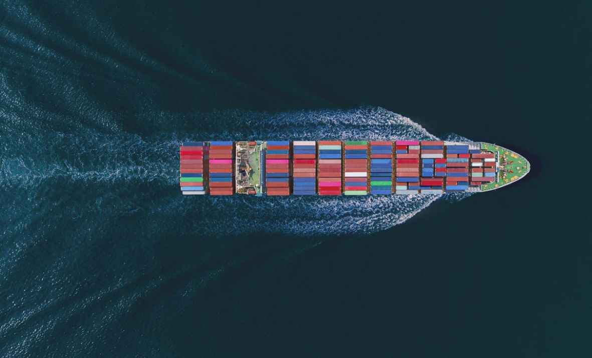 从“一箱难求”到“空箱堆港” 需求疲软致海运市场旺季不旺