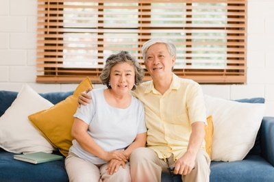 提升科技温度，关爱银发人群