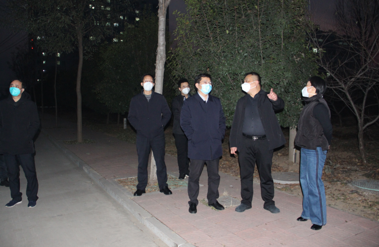 安阳市殷都区委副书记区长王磊一行到殷都区人民医院视察感染性疾病科