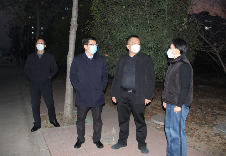 安阳市殷都区委副书记区长王磊一行到殷都区人民医院视察感染性疾病科