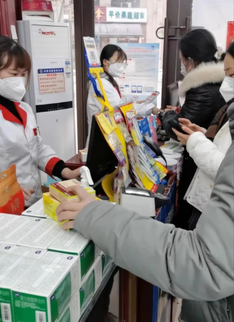 记者在郑州跑数十家药店买不来一盒布洛芬，官方最新回应