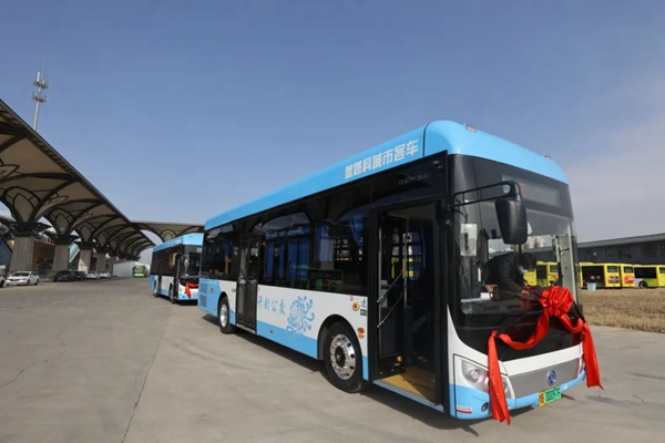 开封市第一批30辆氢燃料电池公交车正式上岗