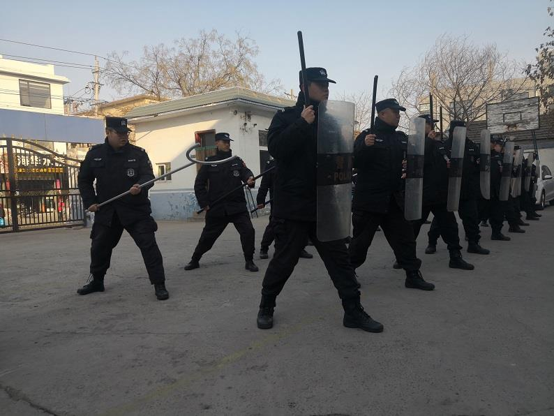 安阳市公安局殷都分局特警大队开展应急处突专项训练