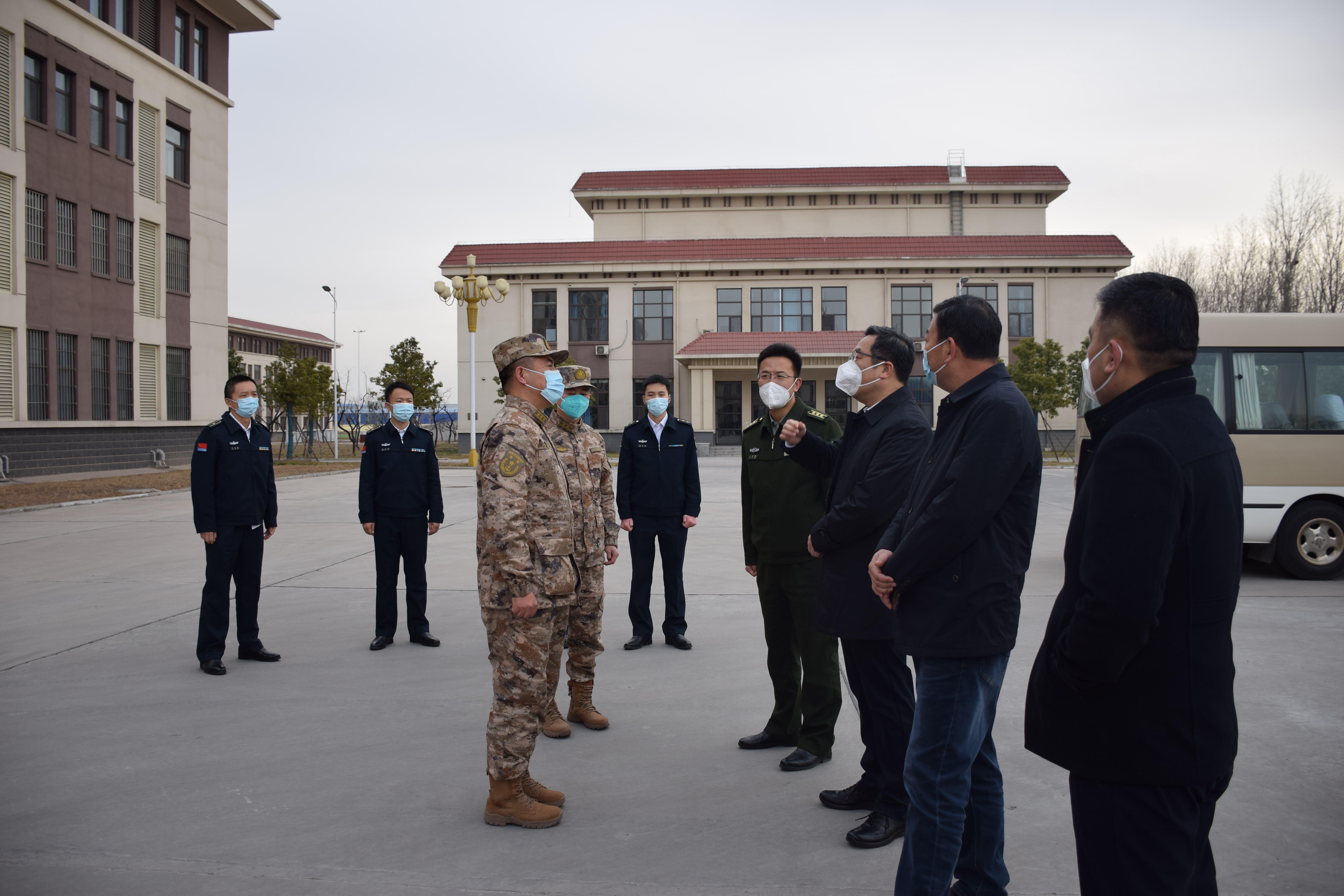 济源示范区领导走访慰问驻济部队官兵送去2023年新春问候