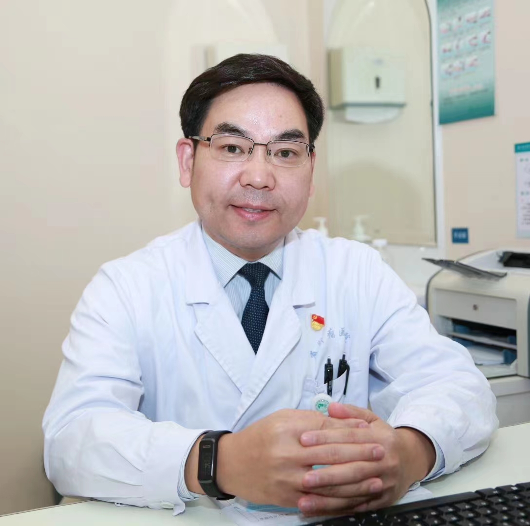 3天半50位患者河南医生陈小兵春节返乡义务为乡亲问诊