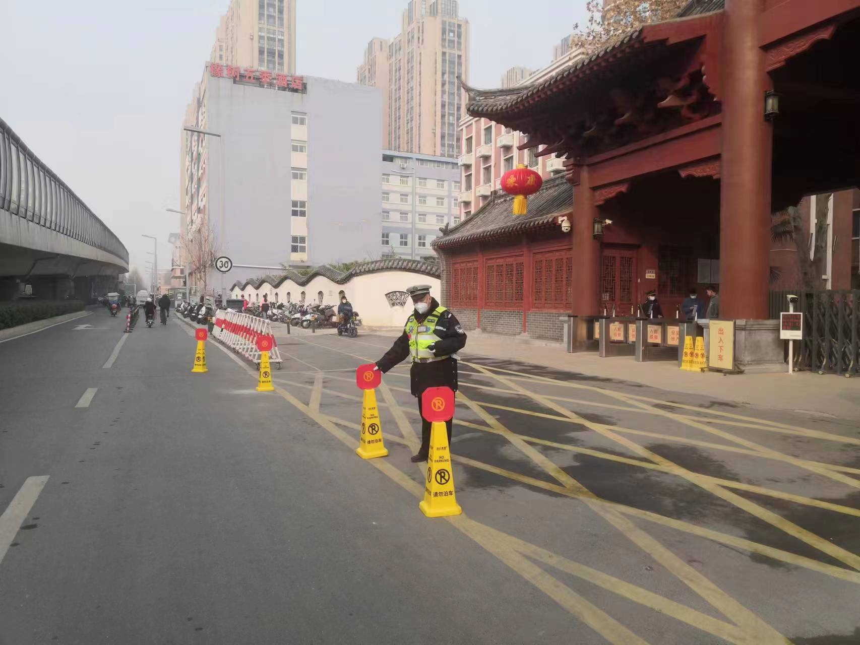 开学季到来 郑州市交通管理措施有变