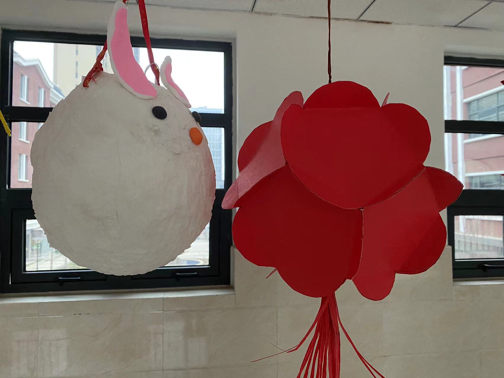 创意辞旧岁巧手贺新春杏园路第三小学传统文化手工作品展