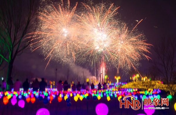 新乡平原湖魔幻元宵喜乐会在新乡经开区平原湖盛大启幕