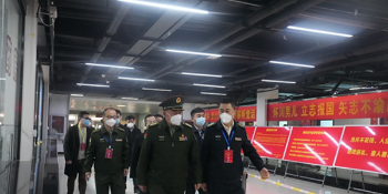 河南省焦作军分区领导检查指导 解放区征兵体检工作