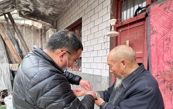 焦作示范区苏家作乡：“智能手环”守护老人平安