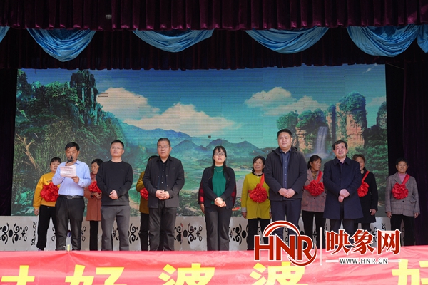 舞阳县太尉镇这个村15名好婆媳披红戴花受表彰四邻八乡传佳话