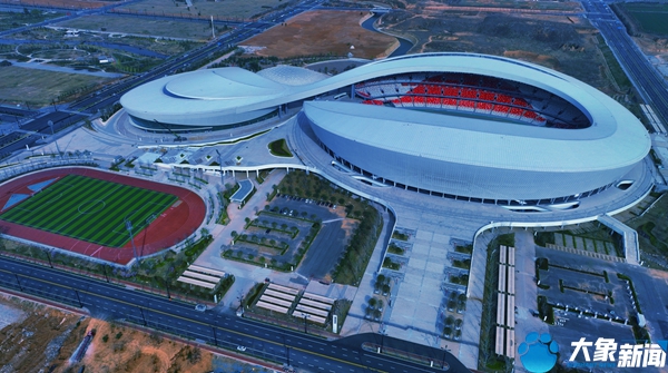 提取牡丹与丝路元素省运会主场馆洛阳奥体中心美出天际