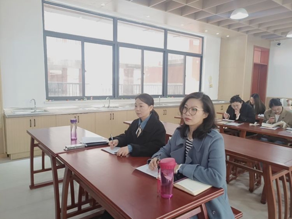 金铭教育（金铭教育是杂牌子吗） 金铭教诲
（金铭教诲
是杂牌子吗）《金铭教育怎么样》 教育知识
