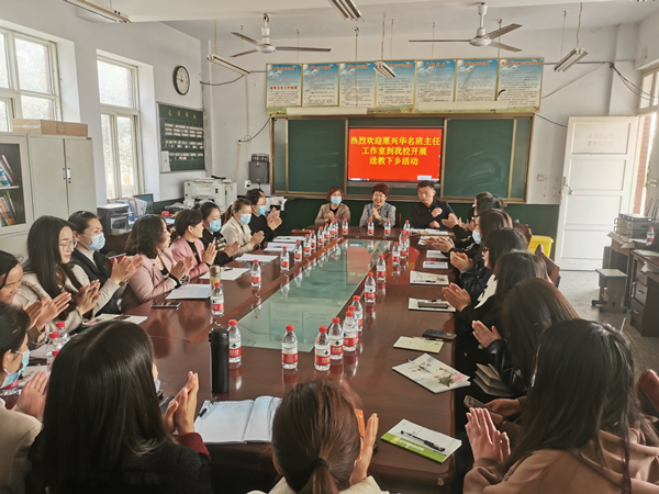 落实“双减”促教研，送教下乡到汾陈镇明德中心小学