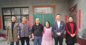 荣誉送到家 关怀暖人心 河南华东电缆开展优秀员工慰问活动