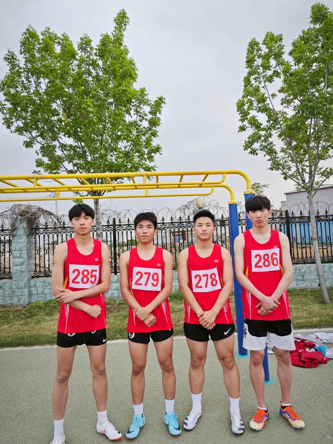 安阳市北关区新华中学:春日晴空挥洒汗水,运动健儿绽放青春