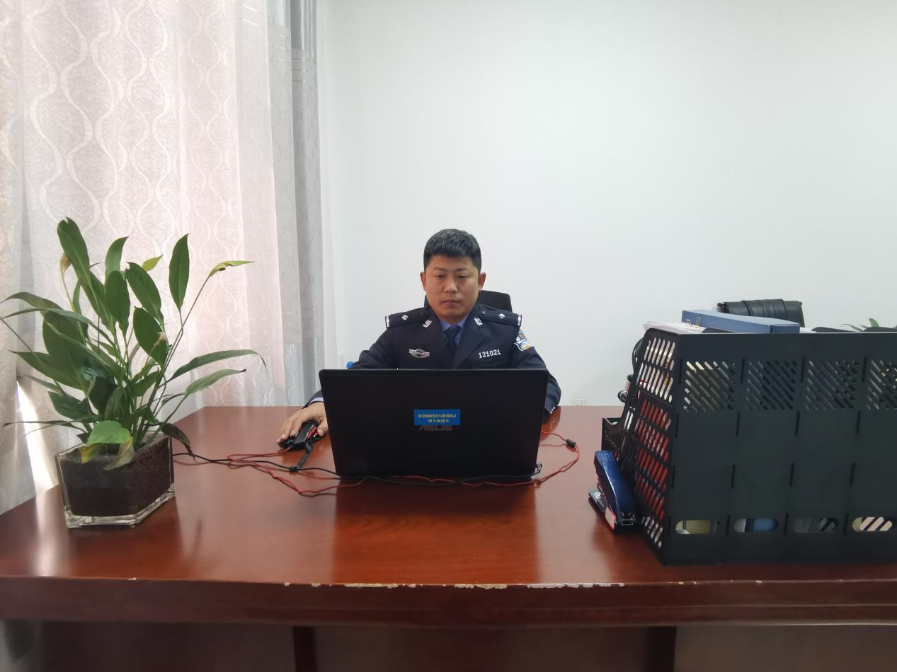 首页>河南法治报道>正文>张毅博,男,中共党员,1991