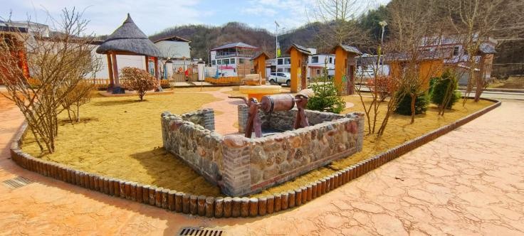 栾川县冷水镇建设特色游园打造宜居新环境