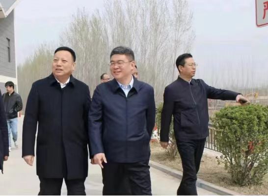 开封市副市长耿国庆到通许县孙营乡调研生态观光园项目发展情况