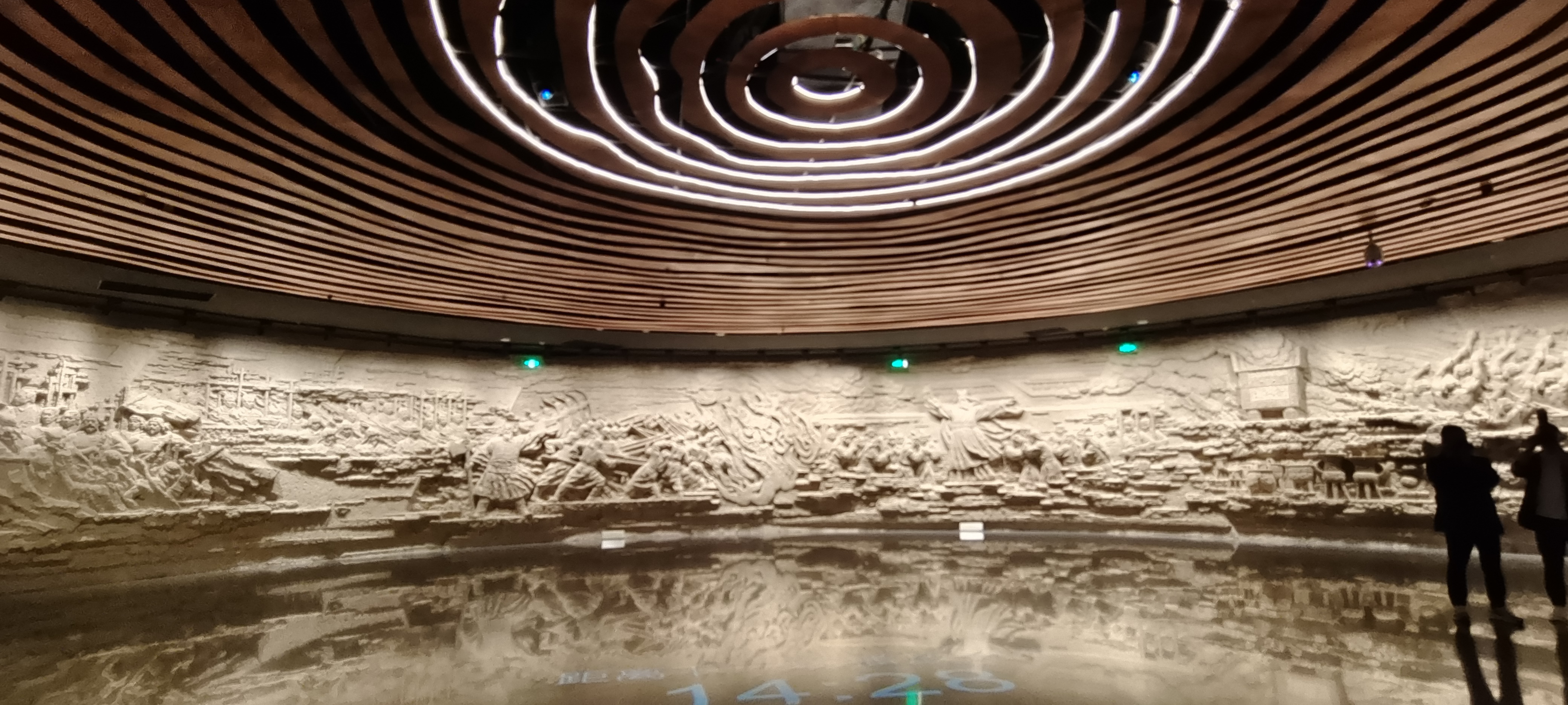 行走河南读懂中国探寻郑州商城遗址读懂郑州的根与魂