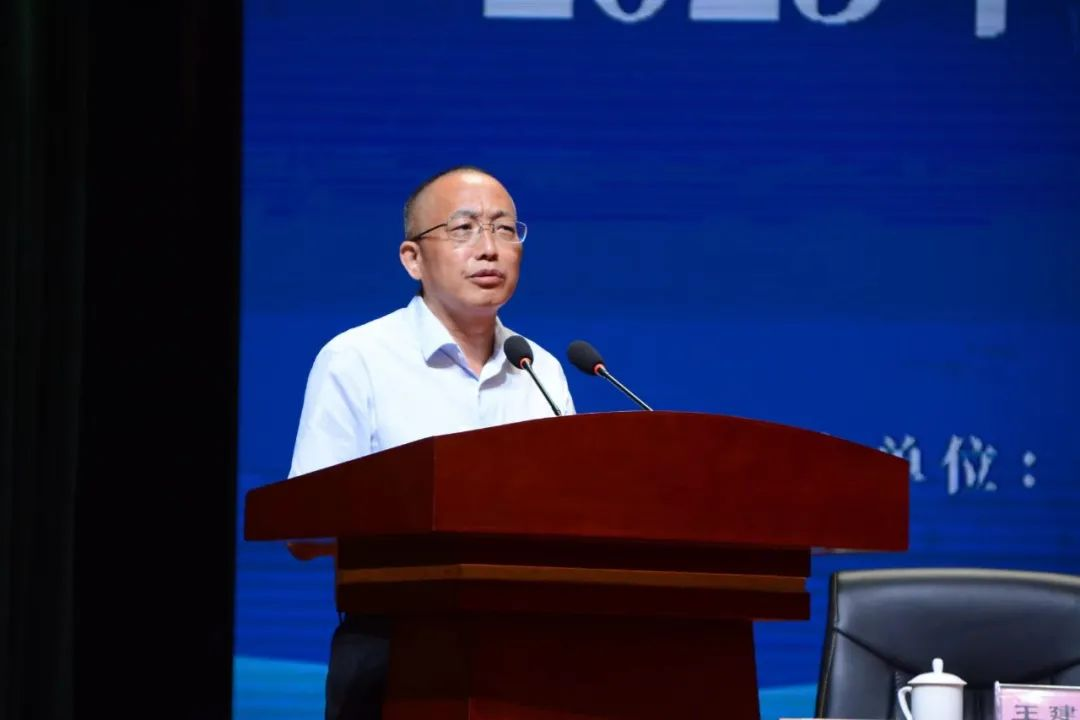 共襄教育改革盛事合奏质量发展强音