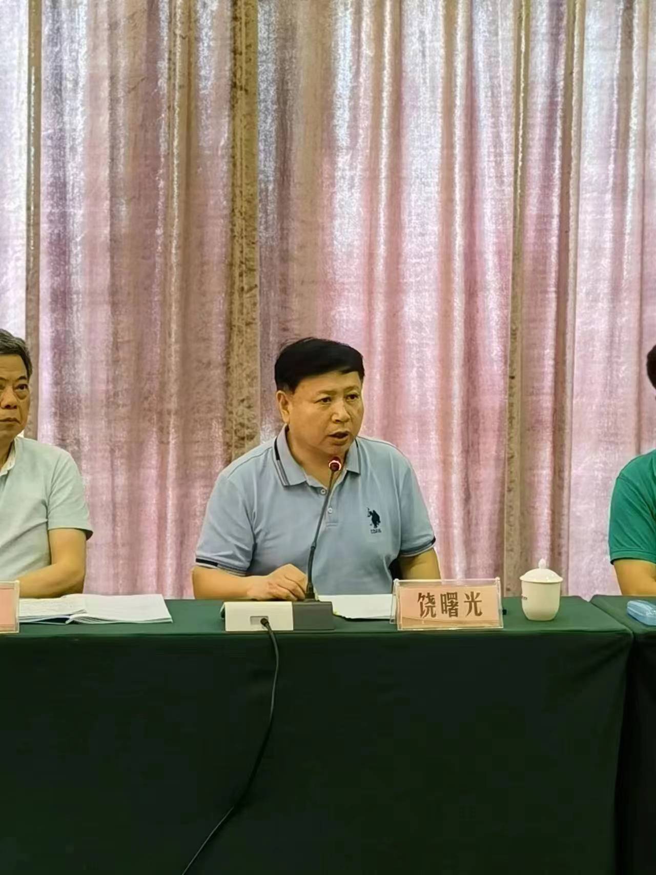 新闻出版广电总局原副局长张丕民,中国电影制片人协会副理事长周建东