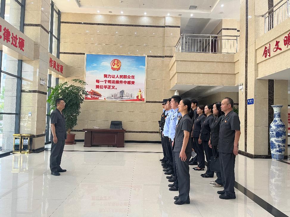 鹤壁市淇滨区法院开展“豫剑执行”专项执行活动集中腾房专场