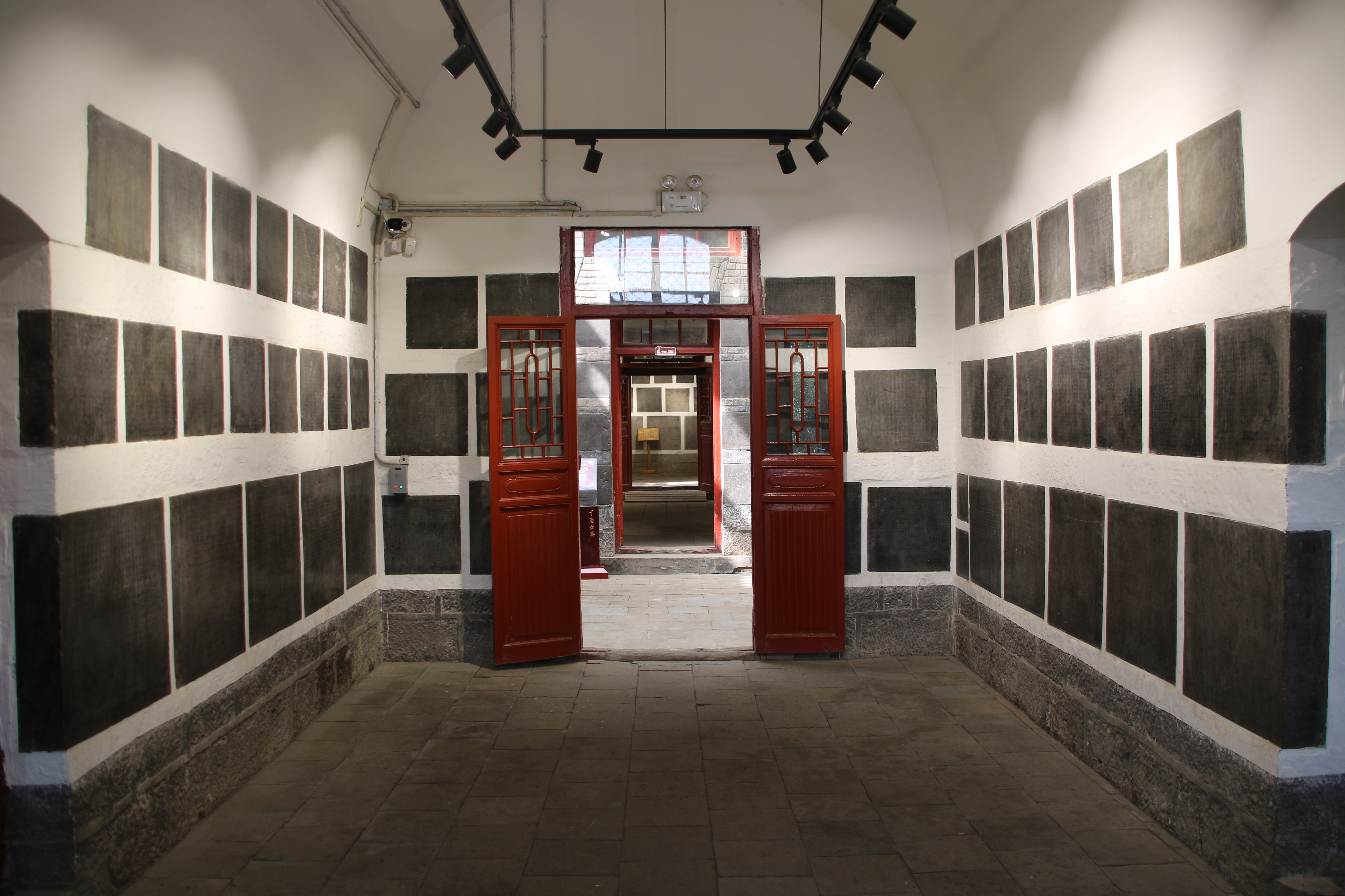 1963年千唐志斋被公布为省级重点文物保护单位,1990年更名为千唐志