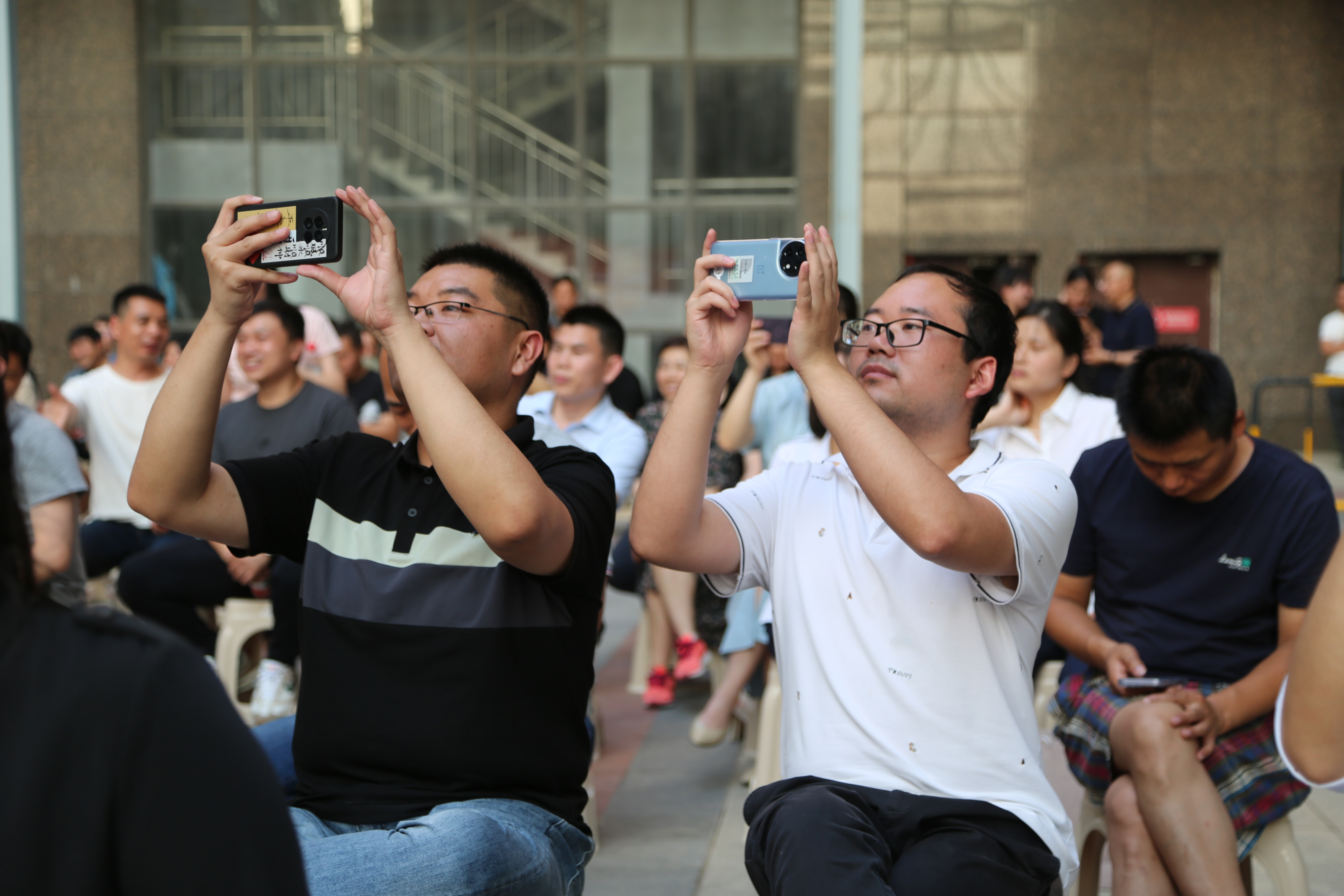 暖心服务！郑州航空港区总工会把文艺送到家门口